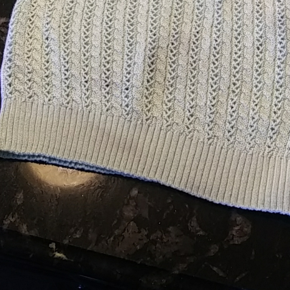 Sweater - Picture 3 of 5